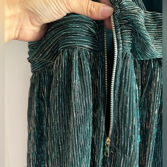 Lulus Ailey Gold Twist Back Dress - Picture 6 of 9